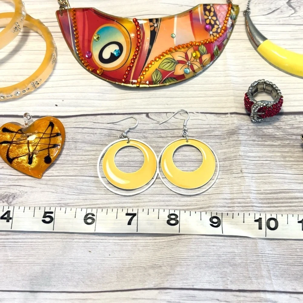 Vintage Y2K Jewelry Lot of 27 Necklaces Bracelets Earrings Ring Brooches